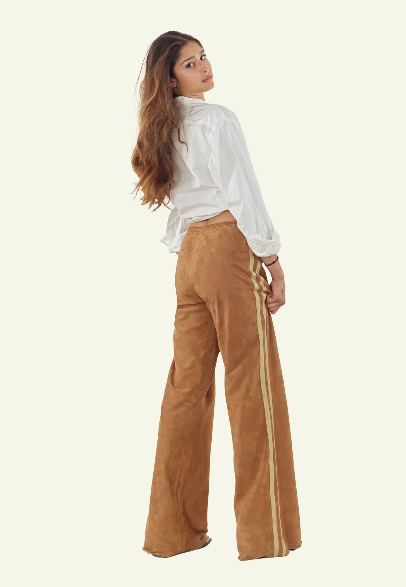 Pantalon chèvre velours large bandes beïges PANTALON 3107 face — Serge Pariente