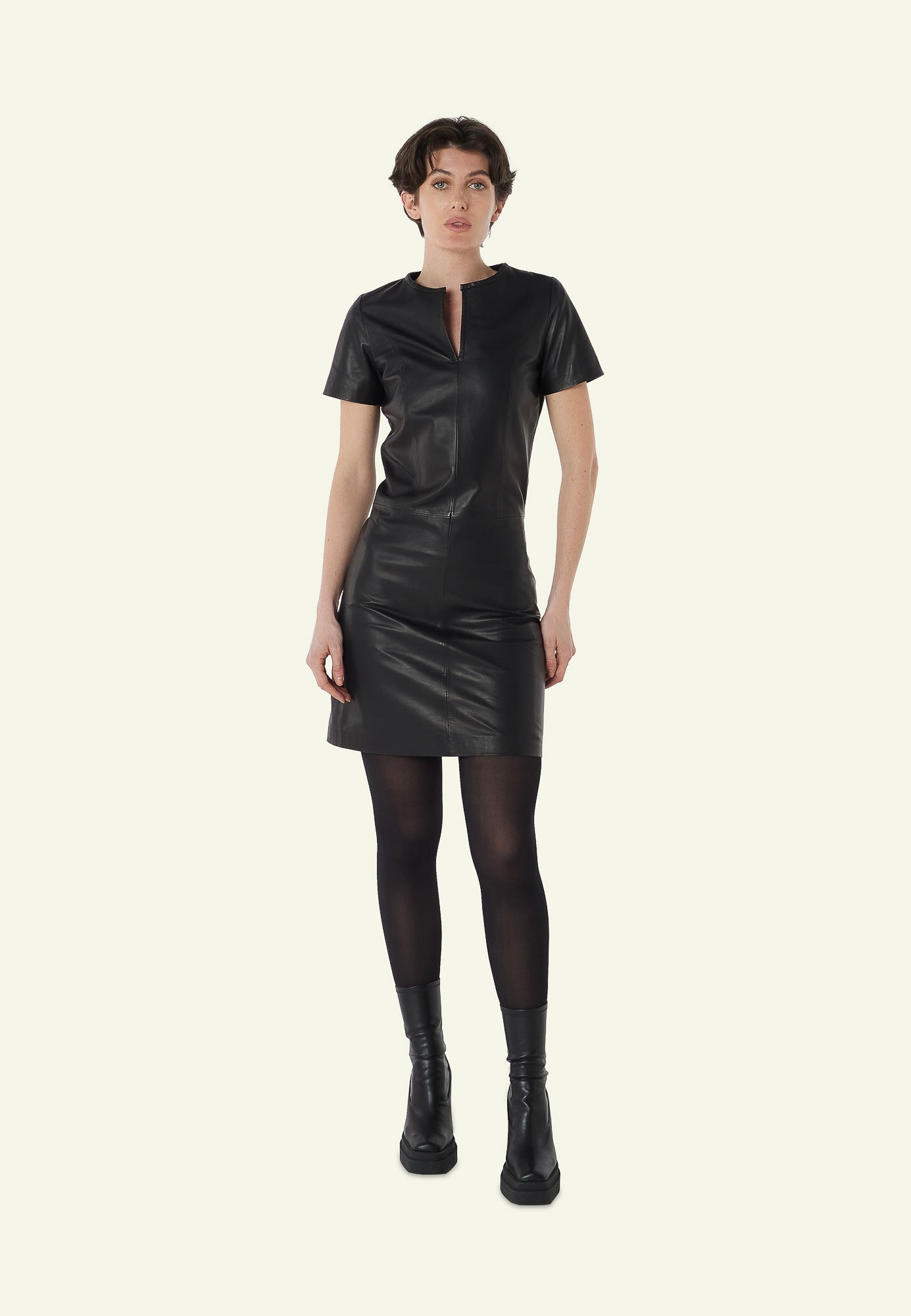 Robe cuir SARAH DRESS BLACK - vue portee - Serge Pariente Paris