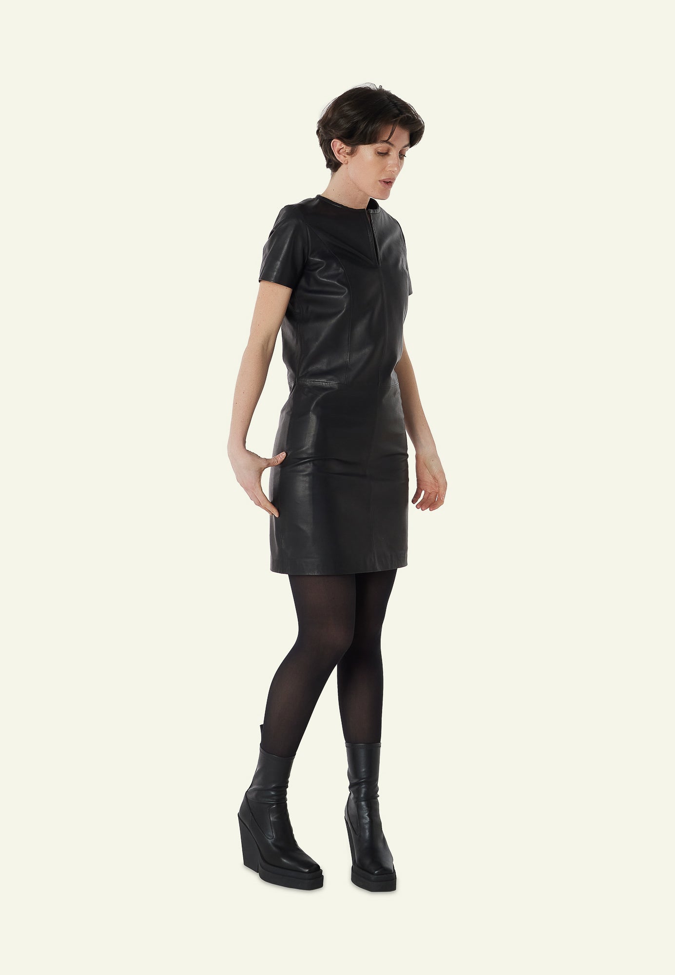 Robe cuir SARAH DRESS BLACK - vue detail - Serge Pariente Paris
