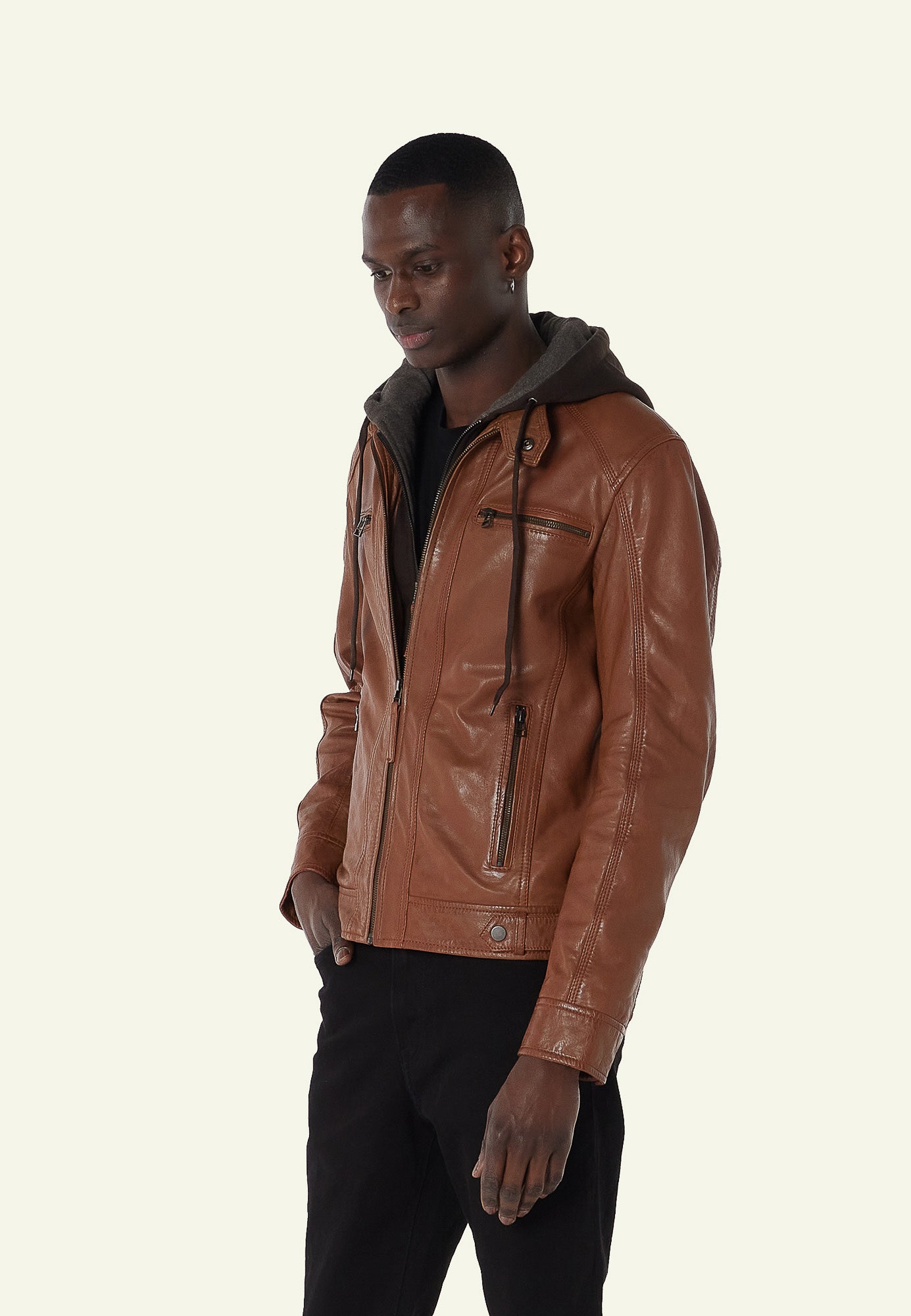 Blouson capuche cuir ERICO HOOD OXBLOOD PRIME - vue detail - Serge Pariente Paris